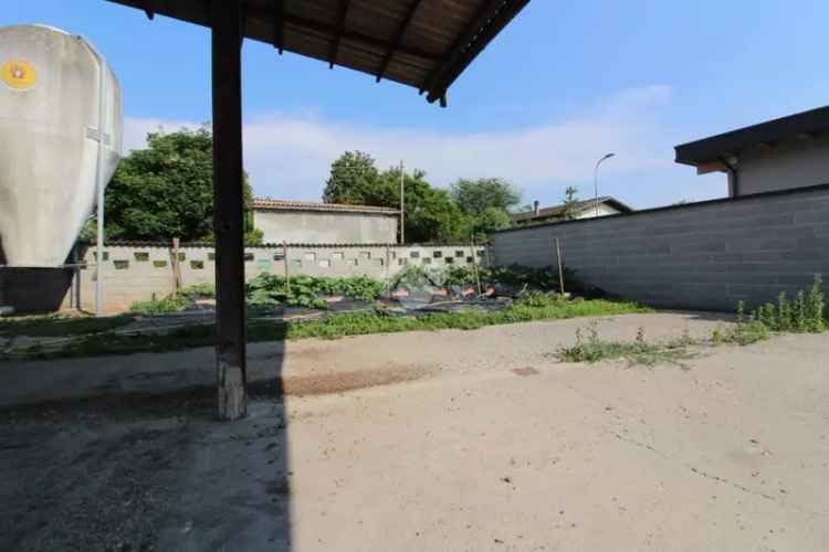 Rustico in Vendita - Casaletto Ceredano