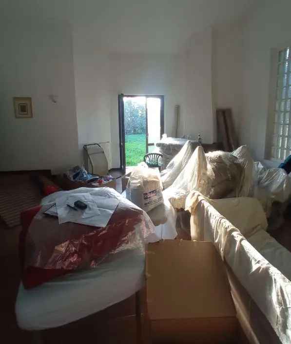 Villa con Giardino e Garage Doppio