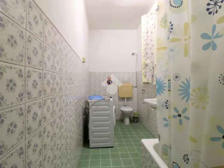 Casa Indipendente a Lumezzane: Terratetto Bifamiliare da Ristrutturare