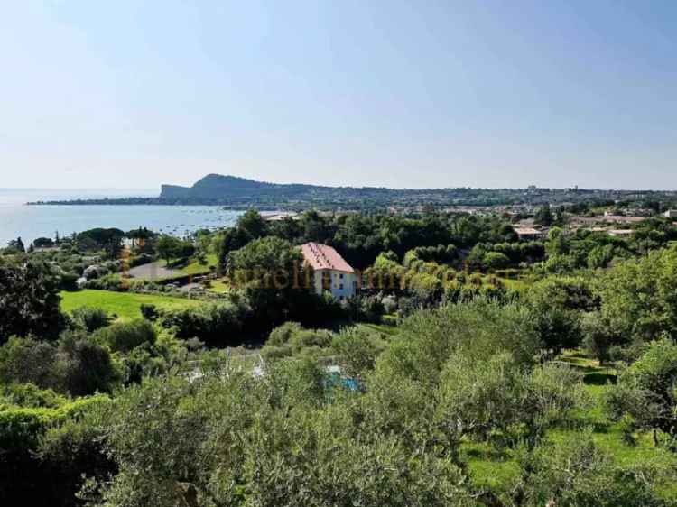 Villa con Vista Lago Manerba del Garda Vendita