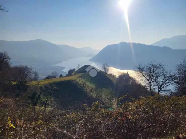 Rustico vista lago da ristrutturare