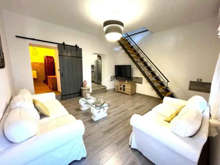 Casa in Vendita a Carnago vicino a Milanello