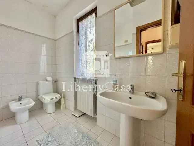 Villa singola con giardino a Toscolano Maderno