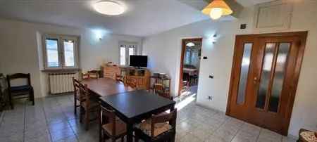 Casa singola 4 locali Gagliole 152 mq