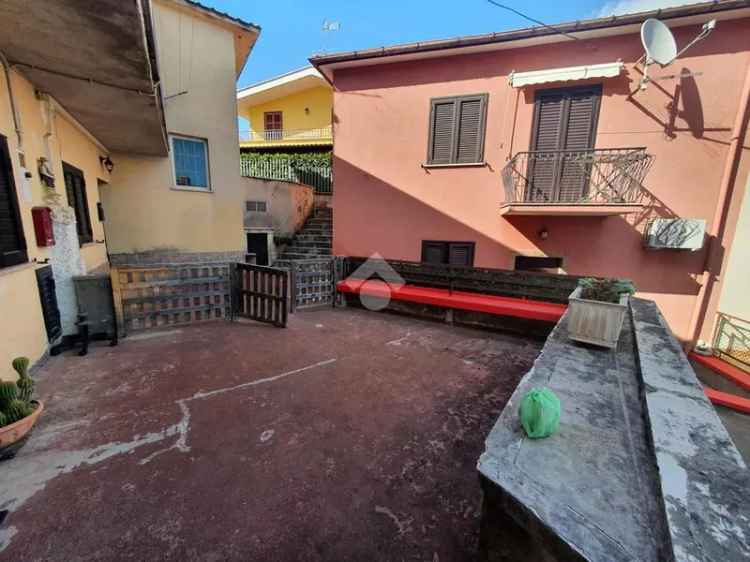 Casa Indipendente Boville Ernica: Tranquillit
ola e Spazio