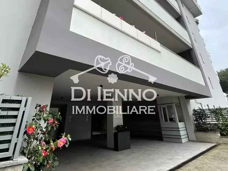 Monolocale Moderno Eur Roma