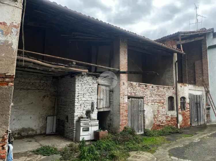 Rustico Capriano del Colle 345 mq da Ristrutturare