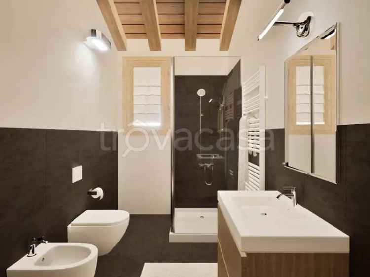 Chalet in Vendita a Temu Trilocale con Box Auto e Posto Auto