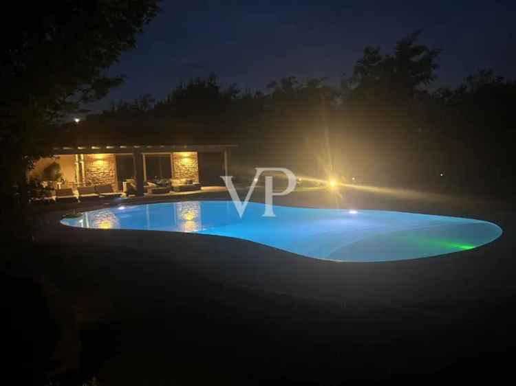 Villa di Lusso con Piscina a Manerba del Garda