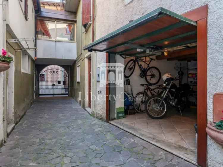 Villa a Schiera in vendita a Maderno Centro Storico