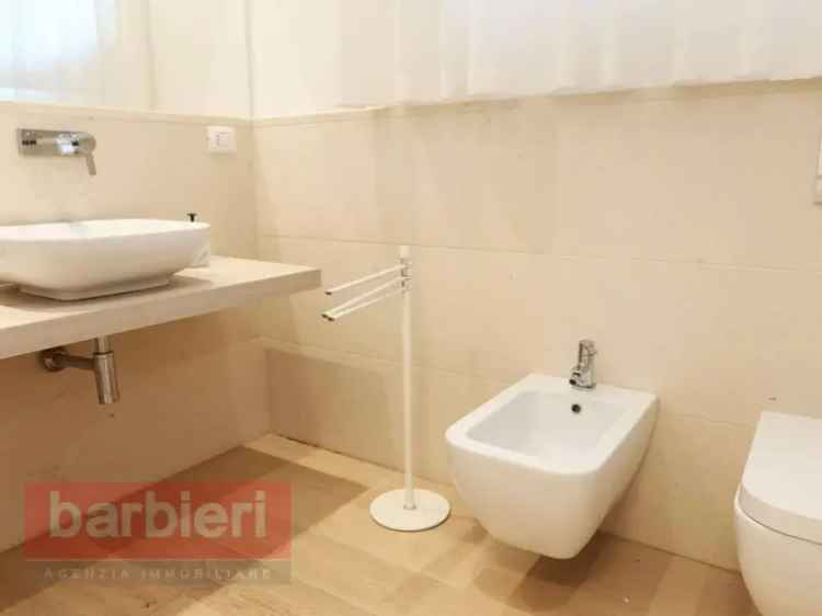 Affitto Villa Bifamiliare Milano Marittima vicino al mare