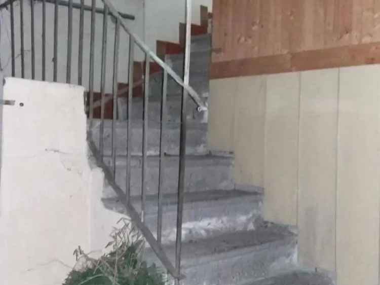 Casa Indipendente da Ristrutturare a Niardo